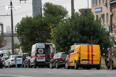 Медиків у Полтаві планують преміювати за порятунок людей після ракетного обстрілу Інституту зв'язку Медиків у Полтаві планують преміювати за порятунок людей після ракетного обстрілу Інституту зв'язку