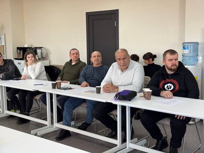 “За всю війну я ні разу не була в бомбосховищі, вони недоступні”: як в Сумах розв'язують питання безбар’єрності “За всю війну я ні разу не була в бомбосховищі, вони недоступні”: як в Сумах розв'язують питання безбар’єрності