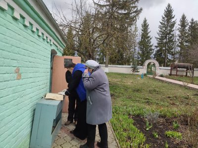 Священник з Тернопільщини знайшов 200-літні церковні документи Священник з Тернопільщини знайшов 200-літні церковні документи