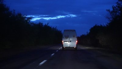"На пам’ять я взяла світлину доньки": як жителі Донеччини рятуються від війни, що в 10 кілометрах від них "На пам’ять я взяла світлину доньки": як жителі Донеччини рятуються від війни, що в 10 кілометрах від них