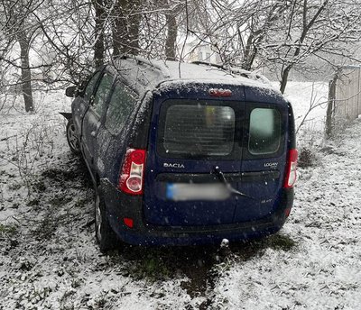 На Житомирщині сталася смертельна ДТП: водій авто в’їхав у дерево На Житомирщині сталася смертельна ДТП: водій авто в’їхав у дерево
