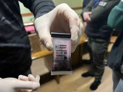 фітнес-тренера з Одеси, контрабанда наркотиків фітнес-тренера з Одеси, контрабанда наркотиків
