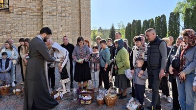 "Стараємось передати дітям традиції": як відзначали Великдень у Черкасах "Стараємось передати дітям традиції": як відзначали Великдень у Черкасах