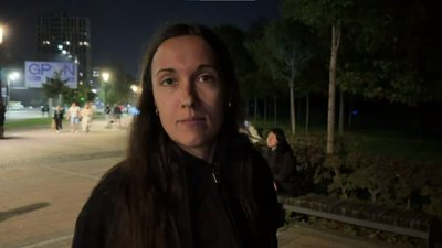 Росія атакувала ТЦ на Перемозі у Дніпрі: зайнялася пожежа, є поранені. Репортаж з місця обстрілу Росія атакувала ТЦ на Перемозі у Дніпрі: зайнялася пожежа, є поранені. Репортаж з місця обстрілу