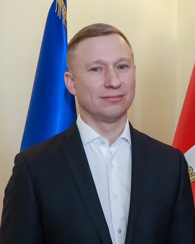Квартири, земля та машини: що вказали в деклараціях про доходи віцемери Одеси Квартири, земля та машини: що вказали в деклараціях про доходи віцемери Одеси
