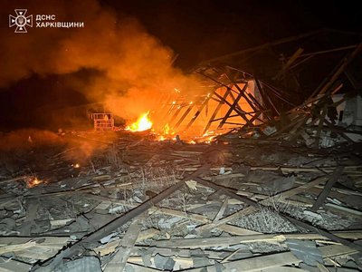 У Великому Бурлуці зайнявся склад агропідприємства після ударів РФ 24 березня