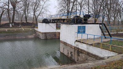 На річці Остер біля Козельця на Чернігівщині відремонтували шлюз На річці Остер біля Козельця на Чернігівщині відремонтували шлюз