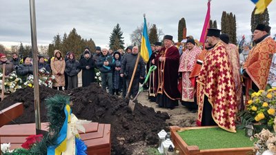 цвинтар, тернопіль, похорон, пантеон героїв, олександр пришляк цвинтар, тернопіль, похорон, пантеон героїв, олександр пришляк