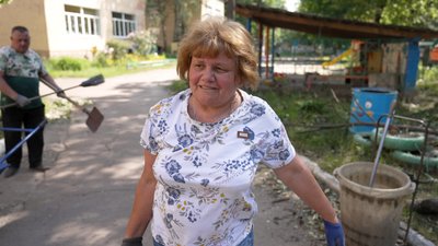 "Вогняні шари падали у садочок – люди почали кричати": що розповідають очевидні про нічну атаку РФ по Чернігову "Вогняні шари падали у садочок – люди почали кричати": що розповідають очевидні про нічну атаку РФ по Чернігову