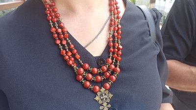 Нагороди військовим, Галина Фецич, коралі Нагороди військовим, Галина Фецич, коралі