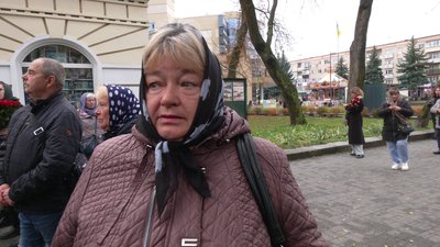 Із військовослужбовцями Євгенієм Данилюком та Василем Войтовичем попрощалися у Рівному Із військовослужбовцями Євгенієм Данилюком та Василем Войтовичем попрощалися у Рівному
