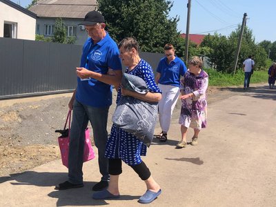 "Ми дуже чекали, що сюди приїдемо". На Закарпаття привезли переселенців з Донеччини, які з 2022 року жили в Румунії "Ми дуже чекали, що сюди приїдемо". На Закарпаття привезли переселенців з Донеччини, які з 2022 року жили в Румунії