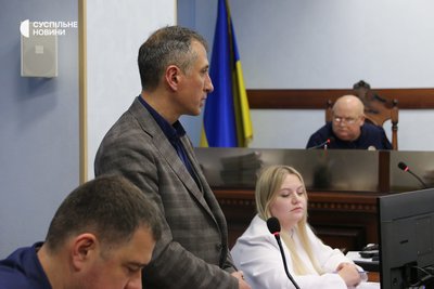 Прокурор у справі Магамедрасулова Олександр Ганілов виступає в Київському апеляційному суді, 3 грудня 2025 року Прокурор у справі Магамедрасулова Олександр Ганілов виступає в Київському апеляційному суді, 3 грудня 2025 року