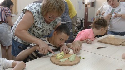 У Вінниці для дітей з інвалідністю організували "Тиждень професії" У Вінниці для дітей з інвалідністю організували "Тиждень професії"