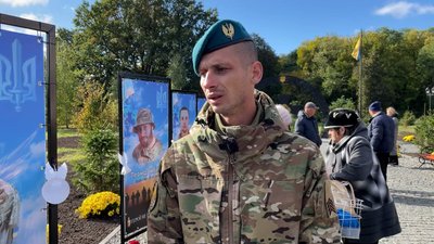 У селищі на Чернігівщині місцеві жителі своїм коштом облаштували Алею пам’яті загиблих героїв У селищі на Чернігівщині місцеві жителі своїм коштом облаштували Алею пам’яті загиблих героїв