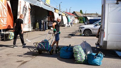 На думку Надії Кнець, зменшилась кількість покупців, зокрема, і через війну