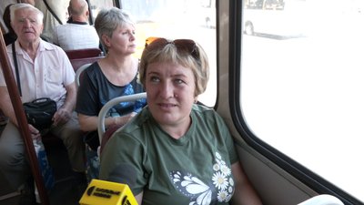 Карткою, телефоном або QR-квитком: як реагують пасажири на зміну системи оплати проїзду у Рівному Карткою, телефоном або QR-квитком: як реагують пасажири на зміну системи оплати проїзду у Рівному