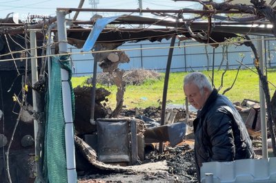 "Все, що ми роками наживали — згоріло": наслідки нічної дронової атаки РФ на Чорноморську громаду "Все, що ми роками наживали — згоріло": наслідки нічної дронової атаки РФ на Чорноморську громаду