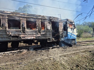 Росіяни уразили електропоїзд у Харківському районі 18 вересня 2026 року Росіяни уразили електропоїзд у Харківському районі 18 вересня 2026 року