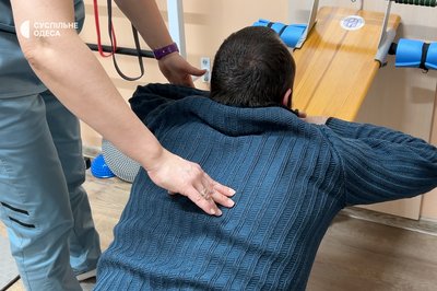 Виїхала з окупації та допомагає відновлюватися військовим: історія реабілітологині з Одещини Виїхала з окупації та допомагає відновлюватися військовим: історія реабілітологині з Одещини