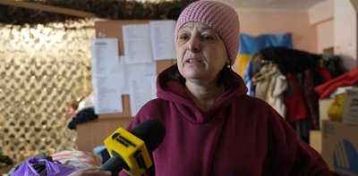 “Вона в нас самостійна пташка”: як папугу Ніку врятували після вибуху ракети у Сумах “Вона в нас самостійна пташка”: як папугу Ніку врятували після вибуху ракети у Сумах