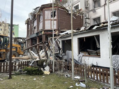 Ракетна атака на Кривий Ріг: що розповіли очевидці та що відбувається на місці удару на ранок 6 березня Ракетна атака на Кривий Ріг: що розповіли очевидці та що відбувається на місці удару на ранок 6 березня