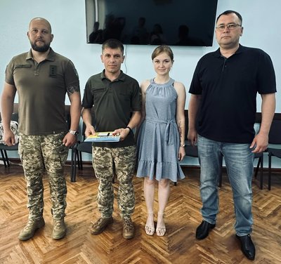 На Полтавщині нагородили двох захисників України, одного з них посмертно На Полтавщині нагородили двох захисників України, одного з них посмертно