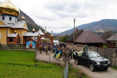 На Закарпатті попрощалися з полеглим захисником Василем Боднею На Закарпатті попрощалися з полеглим захисником Василем Боднею