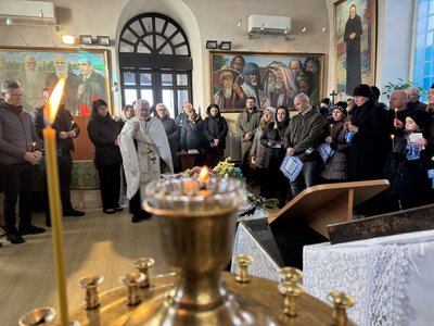 Загинув внаслідок російського обстрілу. У Херсоні попрощались з волонтером Павлом Матвійцем Загинув внаслідок російського обстрілу. У Херсоні попрощались з волонтером Павлом Матвійцем