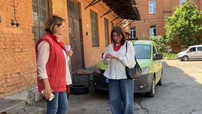 "Отримала на решту у магазині": черкащанка колекціонує монети, щоб допомогти військовим "Отримала на решту у магазині": черкащанка колекціонує монети, щоб допомогти військовим