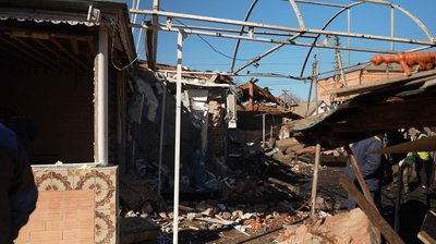 "Там же п’ять чоловік у хаті": очевидці розповіли про нічну дронову атаку на Черкащину "Там же п’ять чоловік у хаті": очевидці розповіли про нічну дронову атаку на Черкащину