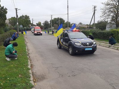 В Устинівській громаді Кіровоградщини попрощалися із загиблим військовим В Устинівській громаді Кіровоградщини попрощалися із загиблим військовим