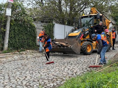 РФ атакувала Дніпро безпілотниками: що відбувається на місці удару РФ атакувала Дніпро безпілотниками: що відбувається на місці удару