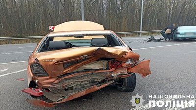 На Полтавщині в аварії постраждало четверо людей На Полтавщині в аварії постраждало четверо людей