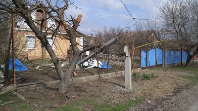 Під обстрілом опинилася знімальна група Суспільне Дніпро: репортаж з Нікопольщини, яка щодня перебуває під атаками РФ Під обстрілом опинилася знімальна група Суспільне Дніпро: репортаж з Нікопольщини, яка щодня перебуває під атаками РФ