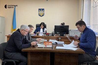 Ексвійськкома Борисова примусово доставлять до суду: засідання зірвалось через "лікування" Ексвійськкома Борисова примусово доставлять до суду: засідання зірвалось через "лікування"