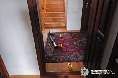 Застрелив співмешканку та вчинив самогубство: на Рівненщині поліція розслідує вбивство Застрелив співмешканку та вчинив самогубство: на Рівненщині поліція розслідує вбивство