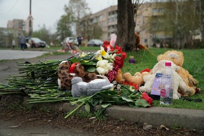 Ракетний удар по Кривому Рогу 4 квітня: що нині відбувається на місці атаки. Фоторепортаж