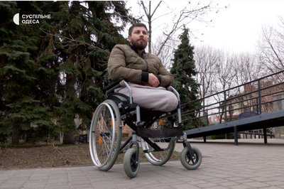 Історія ветерана ЗСУ з Одещини, який втратив ноги під час мінометного обстрілу Історія ветерана ЗСУ з Одещини, який втратив ноги під час мінометного обстрілу
