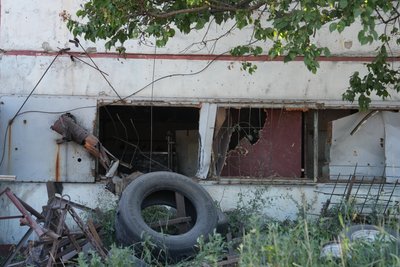 Наслідки авіаційного удару РФ по Шевченківському району Харкова Наслідки авіаційного удару РФ по Шевченківському району Харкова