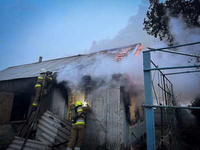 Пожежі на Миколаївщині: евакуація та загиблий — ДСНС. Пожежі на Миколаївщині: евакуація та загиблий — ДСНС.