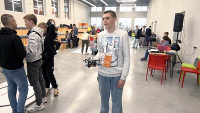 На всеукраїнські змагання з робототехніки до Луцька приїхали школярі з восьми областей На всеукраїнські змагання з робототехніки до Луцька приїхали школярі з восьми областей