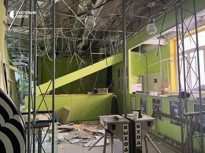 Музей цікавої науки в Одесі після ракетної атаки Музей цікавої науки в Одесі після ракетної атаки