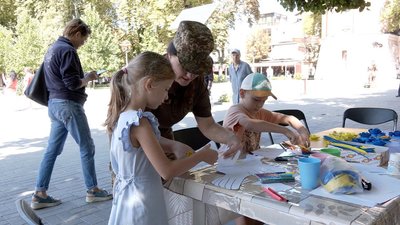 Нацгвардійці привітали вінничан із Днем Незалежності та Днем державного прапора Нацгвардійці привітали вінничан із Днем Незалежності та Днем державного прапора