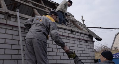 Двоє загиблих, є поранені: які наслідки дронової атаки РФ по Тернівці на Дніпропетровщині та що розповіли очевидці Двоє загиблих, є поранені: які наслідки дронової атаки РФ по Тернівці на Дніпропетровщині та що розповіли очевидці