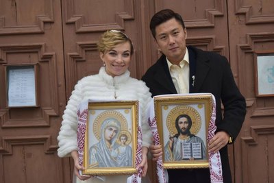 Світлана Дхюма - Чан, хрещення, вінчання, релігія, християнство Світлана Дхюма - Чан, хрещення, вінчання, релігія, християнство