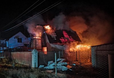 Миколаївські надзвичайники врятували з пожеж чотирьох людей, серед них — одна дитина Миколаївські надзвичайники врятували з пожеж чотирьох людей, серед них — одна дитина