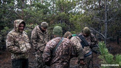 Бійці 155 батальйону Сумської тероборони розповіли про ставлення 63 окремої механізованої бригади Бійці 155 батальйону Сумської тероборони розповіли про ставлення 63 окремої механізованої бригади
