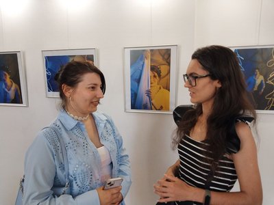 «Неонова світлярка». У Сумах відкрили виставку неонової фотографії «Неонова світлярка». У Сумах відкрили виставку неонової фотографії