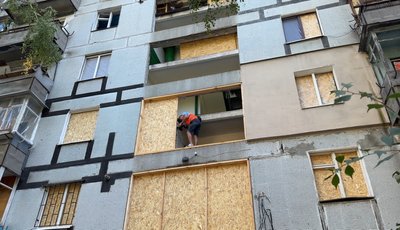 Поранені через обстріли, стан пошкодженого ракетою будинку, фронт. Головні новини Дніпра та області 22 вересня